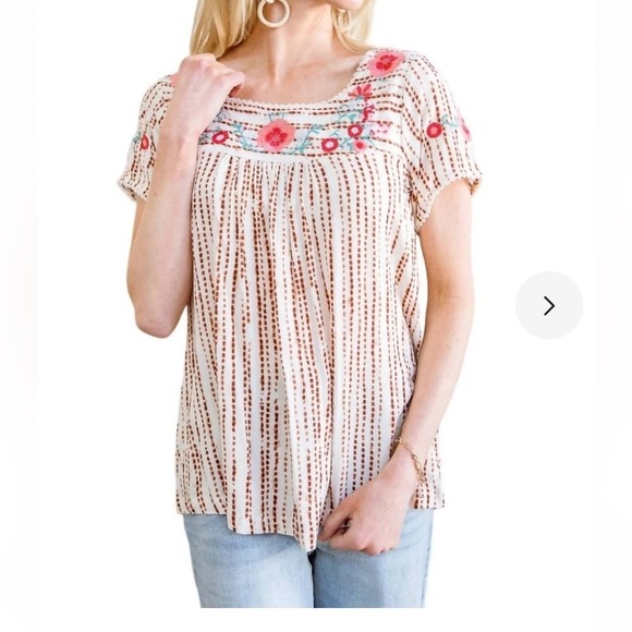 Savanna Jane floral peasant‎ embroidered blouse Size Medium short sleeve flowy - Picture 1 of 7